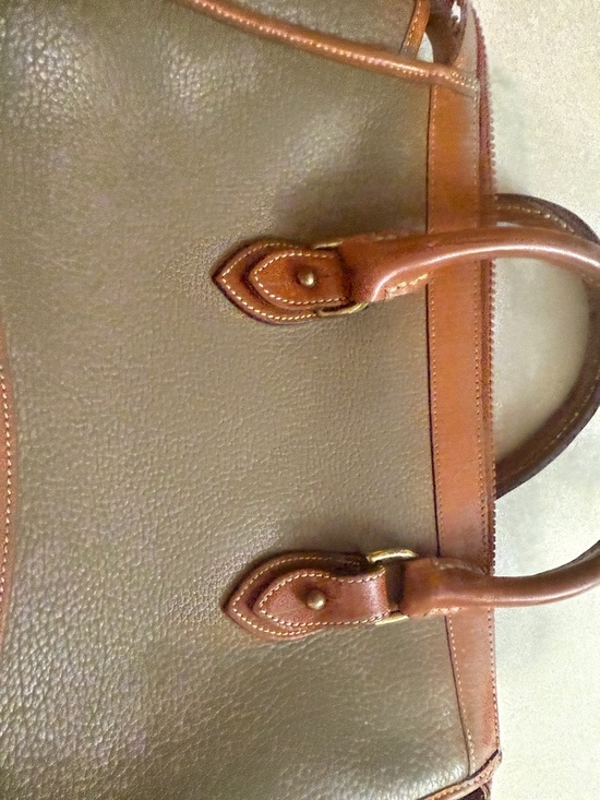 Dooney & Bourke Tan and Brown Pebbled Leather Tote VINTAGE ☦️👸🏼 - Picture 8 of 10